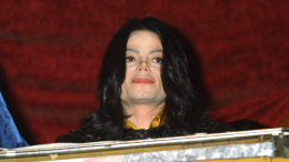 Споры об отцовстве не утихают: как живет бывшая супруга Майкла Джексона