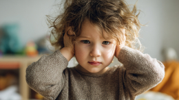 «Вызывает тревогу»: какие темы нельзя обсуждать с детьми