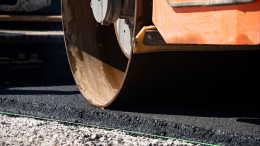 Более 105 километров дорог построили и реконструировали в Москве за 2025 год