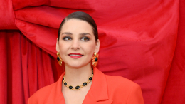 «Мое преимущество»: Глафира Тарханова впервые показала пятерых детей вместе