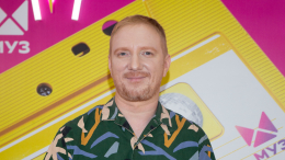 «Это никакой не интеллект»: солист «Братьев Грим» про ИИ