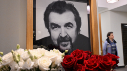 В Москве проходит прощание с актером и ректором Школы-студии МХАТ Золотовицким