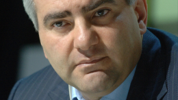 Бизнесмена Самвела Карапетяна отпустили под домашний арест