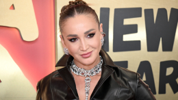 «Не выкидываю»: Бузова хранит фотографии с бывшим мужем Тарасовым