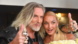 «Посмотрите, что вытворяет»: Джигурда считает Волочкову круче Бритни Спирс