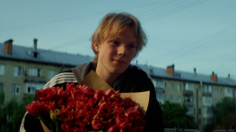 Тепло, радость и весеннее настроение: вышел тизер-трейлер комедии «Тюльпаны»