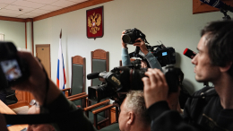 Миллионы на кону? Сколько Лурье может взыскать с Долиной за судебные издержки