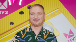 «Это никакой не интеллект»: солист «Братьев Грим» про ИИ