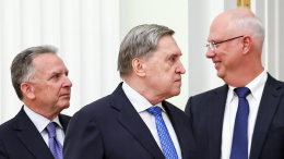 Ушаков заявил о встрече трехсторонней группы РФ, США и Украины в Абу-Даби