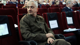 «Честь и вызов»: Константин Богомолов о назначении и. о. ректора Школы-студии МХАТ