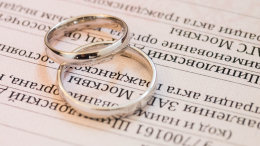 Кольца для разводов: почему женщины начали праздновать свои расставания