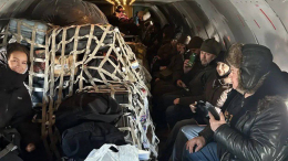 Клиентов иркутской авиакомпании посадили в грузовой самолет вместо пассажирского