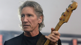 «Новые Муссолини»: фронтмен Pink Floyd сравнил западных лидеров с фашистами