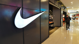 Nike запускает волну увольнений в попытке вернуть лидерство на рынке
