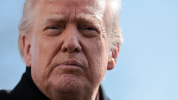 Трамп усомнился в глобальном потеплении на фоне снежной бури в США