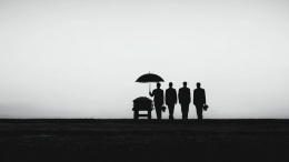 Не ждали, а он пришел: мужчина вернулся домой через две недели после собственных похорон