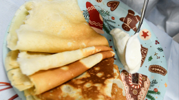 Скоро Масленица! В России снизились цены на необходимые для приготовления блинов продукты