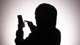 Роман с подвохом: мошенники вымогают деньги у россиян на сайтах знакомств