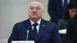 «Самое лучшее средство»: Лукашенко дал девушкам косметологический совет