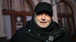 Алексей Учитель появился на премии «Золотой орел» без возлюбленной