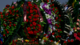 Траурный марш в Прокопьевске: прошло прощание с погибшими в сауне подростками