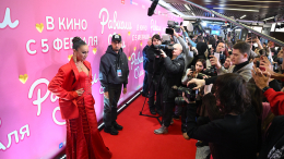 «Господи, еще и здесь надо думать?»: Бузова о пользе романтических комедий