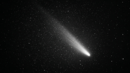 «Не вылизана солнечным ветром»: в РАН объяснили особенности кометы 3I/ATLAS
