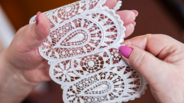 Забытый узор — золотой запас: почему бабушкины салфетки теперь стоят целое состояние