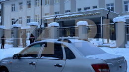 Мужчина ранил ножом студентов и полицейского в общежитии медуниверситета в Уфе