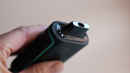 Убивает быстро и жестоко: как в России отрегулируют рынок электронных сигарет