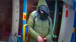 ФСБ опубликовала видео с исполнителем покушения на генерал-лейтенанта Алексеева