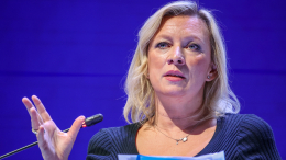 Захарова назвала дело Эпштейна символом запредельной коррупции западных элит