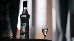 Шоковая терапия: на бутылках алкоголя предложили размещать устрашающие картинки