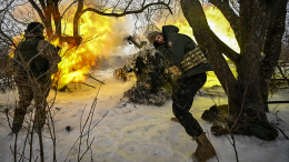 Удары гаубицы Д-30 по позициям ВСУ в Сумской области. Лучшее видео из зоны СВО