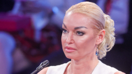 «Не хочу уподобляться маме»: Анастасия Волочкова рассказала о роли тещи