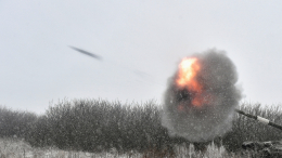 Прямой наводкой по укрепам боевиков. Лучшее видео из зоны СВО