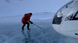 Прокуратура проверит посадку вертолета на реку у горы Белуха на Алтае