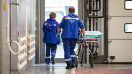 В Приморье спасли девочку, которую отец ударил ножом в сердце