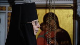 Новая волна репрессий против православных на Украине: силовики не пустили монахинь в монастырь