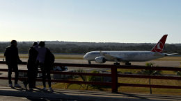 Топлива осталось на сутки, обратных билетов нет: последние новости с Кубы