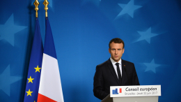 Макрон на перепутье: почему Европа резко решила говорить с Россией