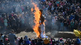 Праздник обернется статьей: какая ответственность грозит за сжигание чучела в Масленицу