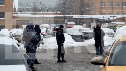 Очевидцы сообщили о взрыве автомобиля возле здания Управления делами Президента