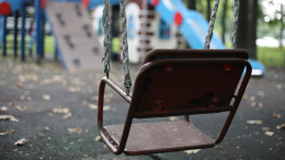 Отказ от документов, платки и строгие посты: что известно о секте, куда могли уйти пропавшие в Петербурге девочки