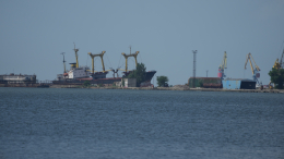 Двух пропавших рыбаков ищут в Азовском море