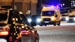 Упавшая с крыши наледь убила 19-летнюю девушку в Нижнем Новгороде