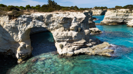 Удар в сердце: Италия осталась без «Арки влюбленных»