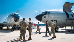 Ядерный разведчик США подал сигнал бедствия у берегов Британии