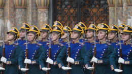 Как 23 февраля стал мужским: история и традиции Дня защитника Отечества