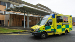 Хотела заплакать, но не могла: странный симптом оказался началом тяжелой болезни